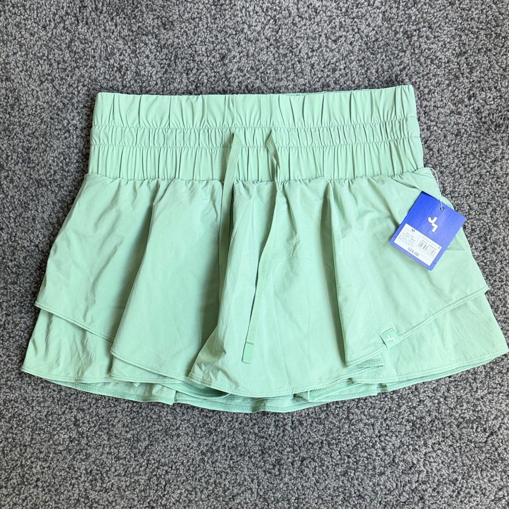 Women’s Mint Green tennis skirt with Drawstring